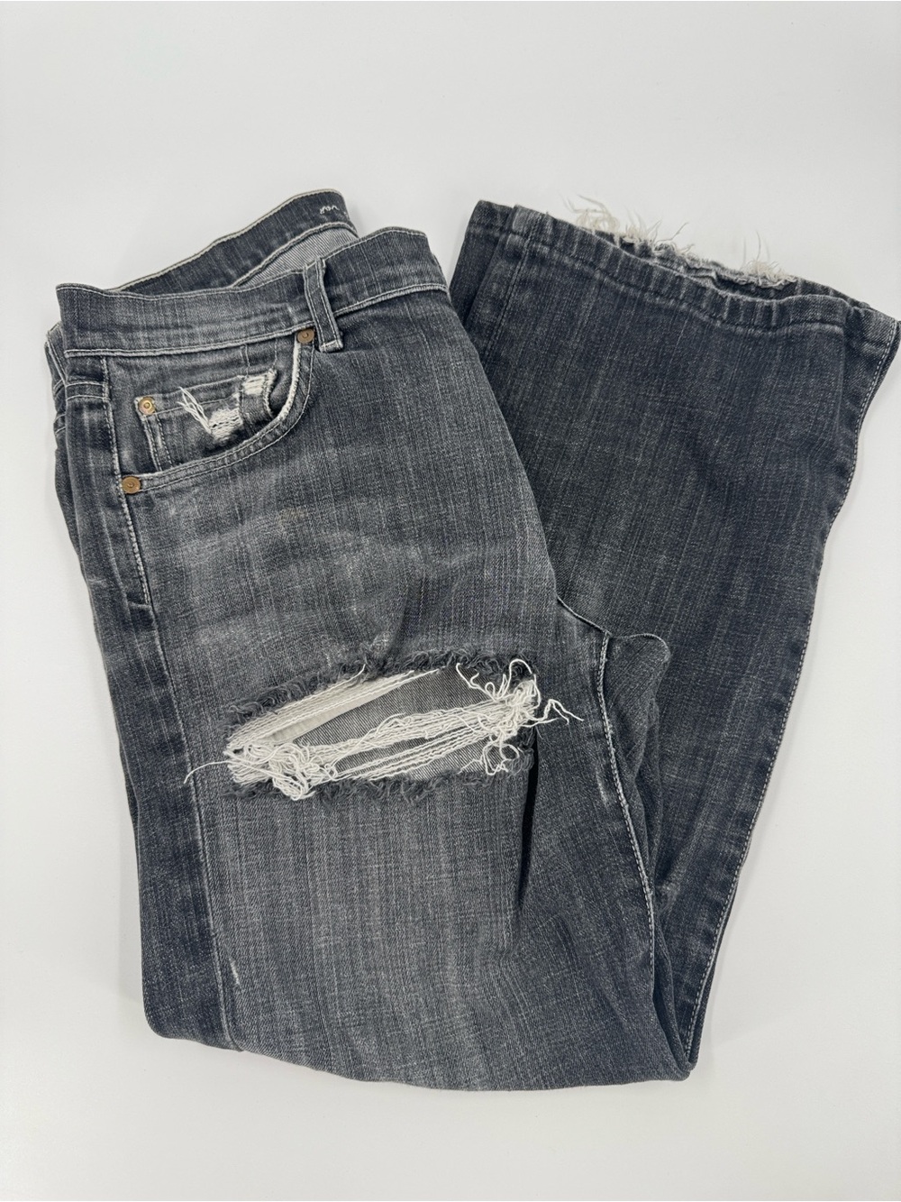 7 For All Mankind Distressed Grey Ripped Jeans Size 32